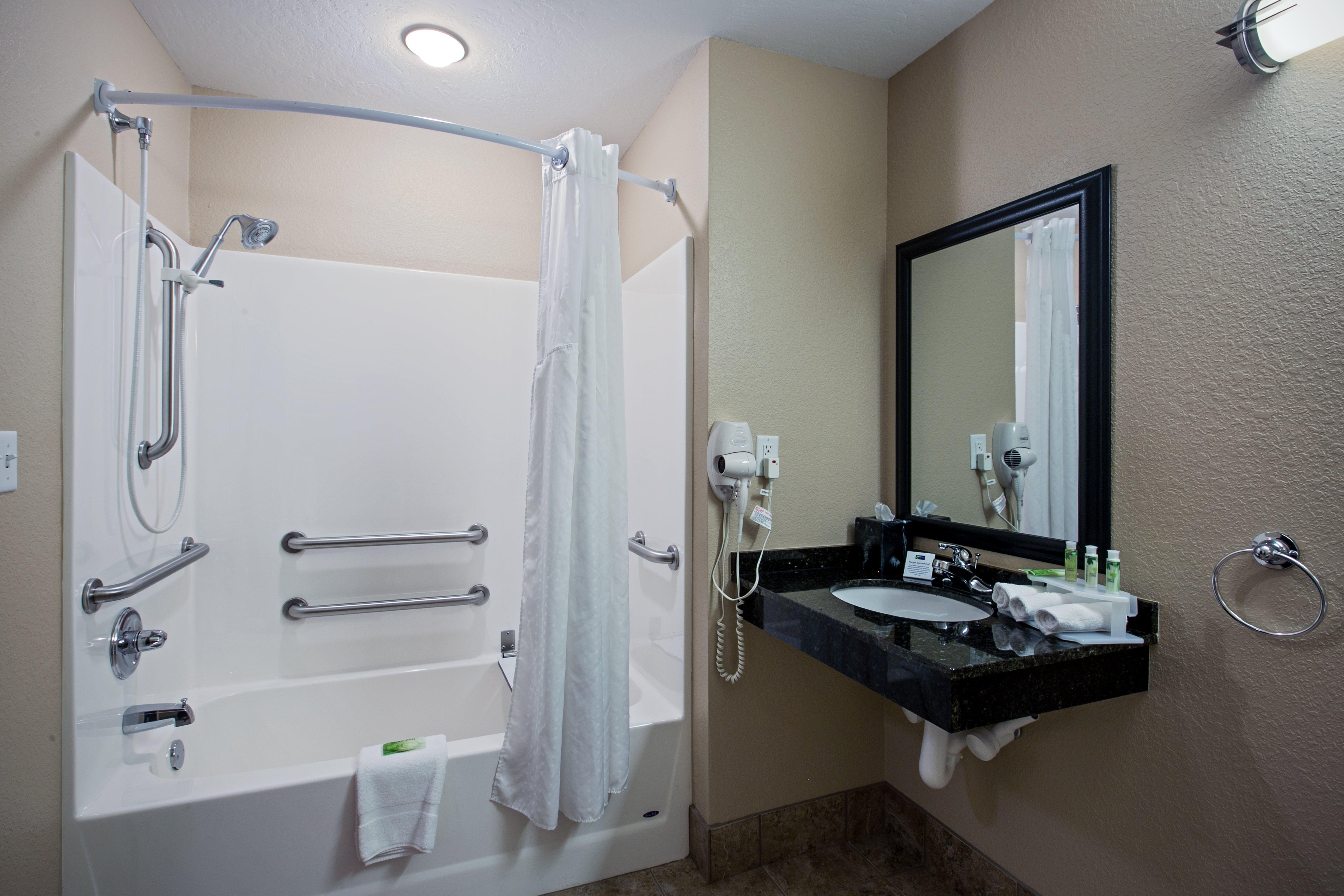 Holiday Inn Express & Suites - Green Bay East By Ihg מראה חיצוני תמונה