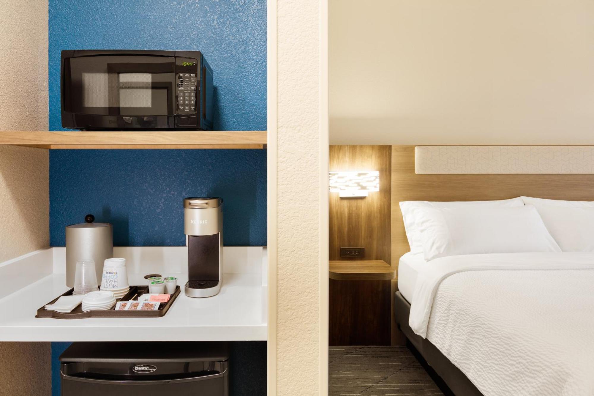 Holiday Inn Express & Suites - Green Bay East By Ihg מראה חיצוני תמונה