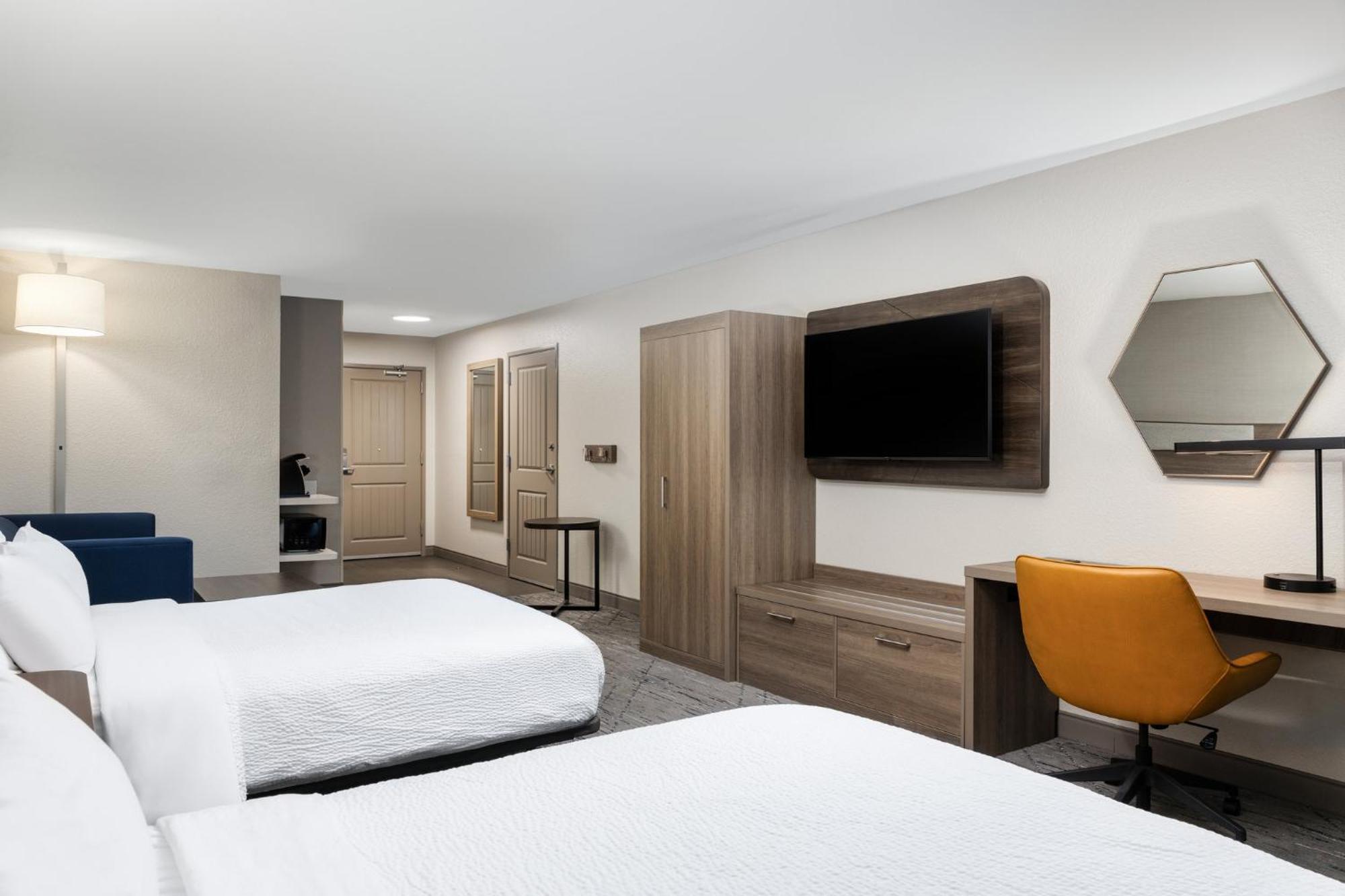 Holiday Inn Express & Suites - Green Bay East By Ihg מראה חיצוני תמונה