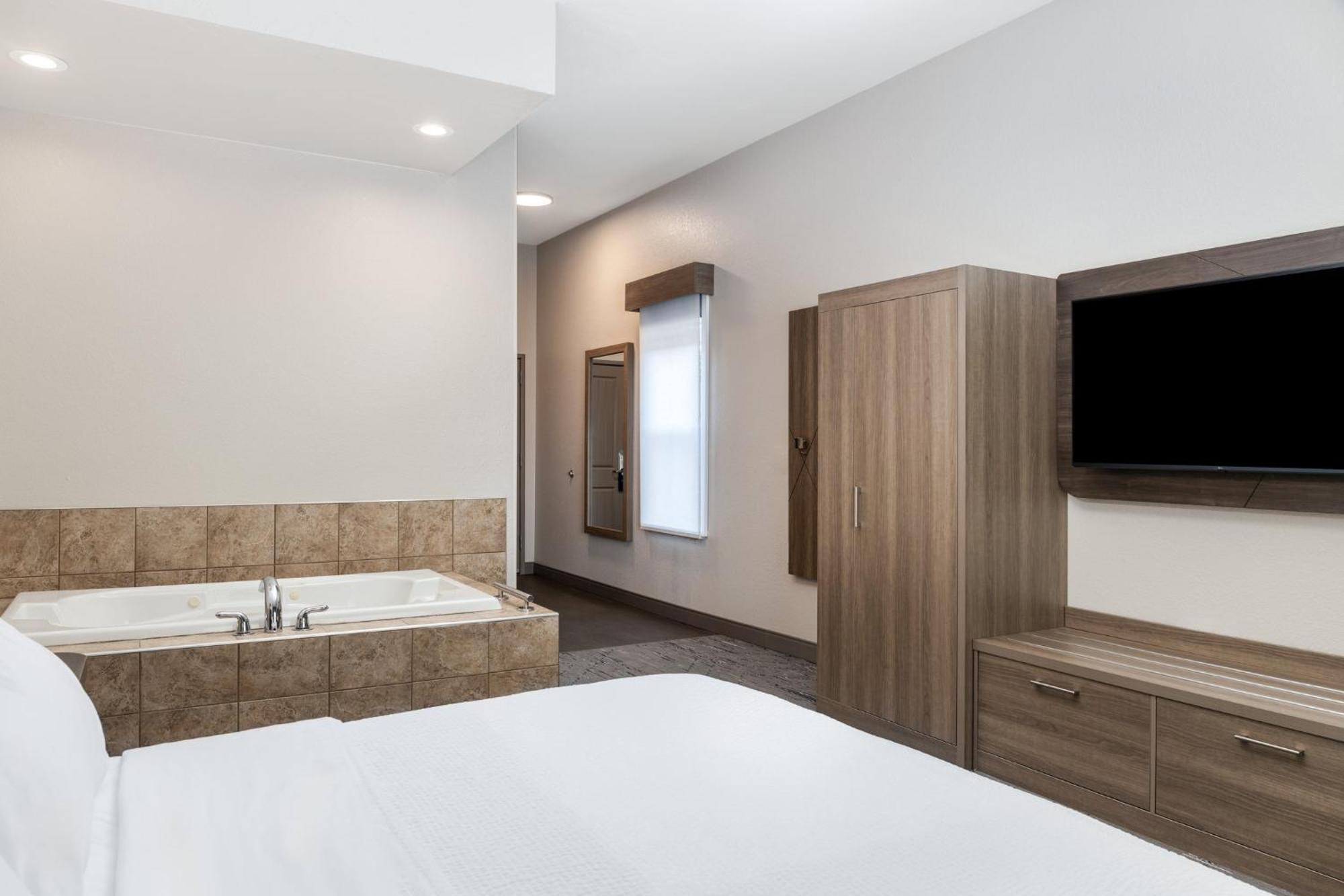 Holiday Inn Express & Suites - Green Bay East By Ihg מראה חיצוני תמונה