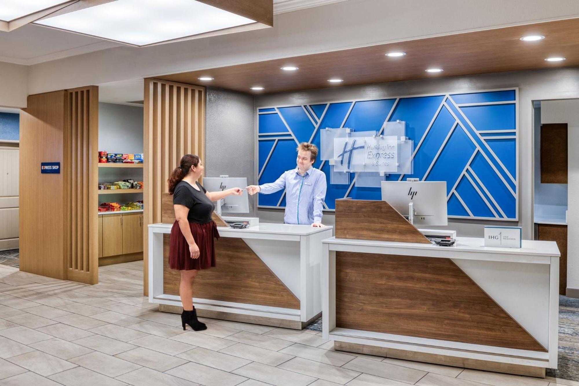 Holiday Inn Express & Suites - Green Bay East By Ihg מראה חיצוני תמונה